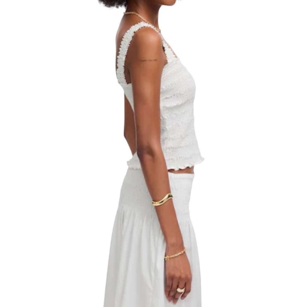 Madewell Poplin Crop Smocked Tank in White - Picture 4 of 8